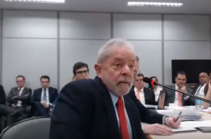 Em depoimento à Juíza Gabriela Hardt, ex-presidente Lula continua “não sabendo de nada”