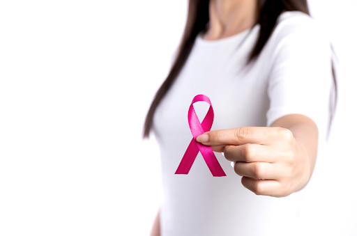 Câncer de mama: os cuidados para proteger a pele dos tratamentos