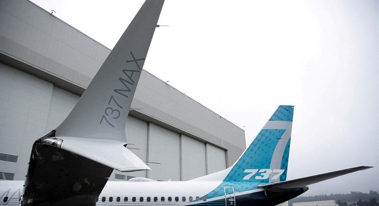 Juiz dos EUA diz que passageiros em acidentes com Boeings 737 MAX são "vítimas de crimes" - Notícias