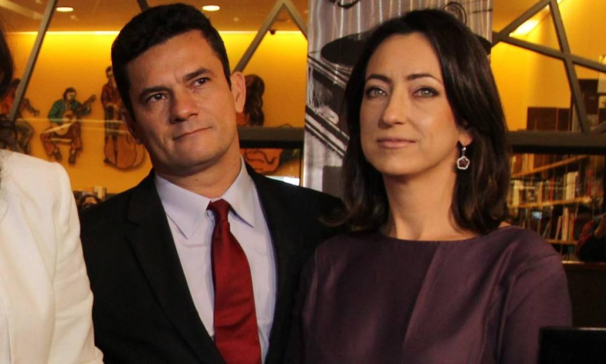Rosangela não segue marido Sergio Moro em campanha por Bolsonaro
