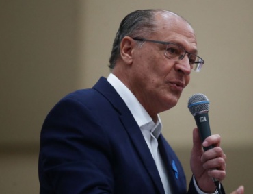 Alckmin se reúne em SP com PT para debater PEC da Transição