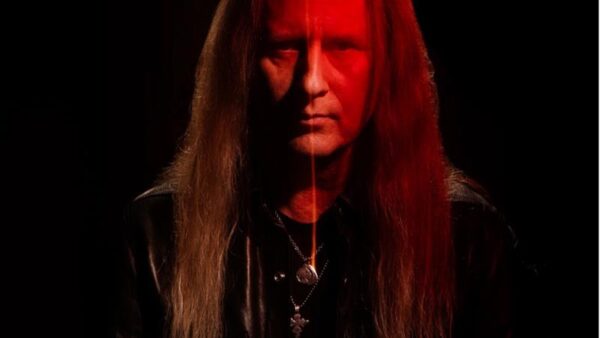 Jerry Cantrell lança single e anuncia novo álbum “I Want Blood”