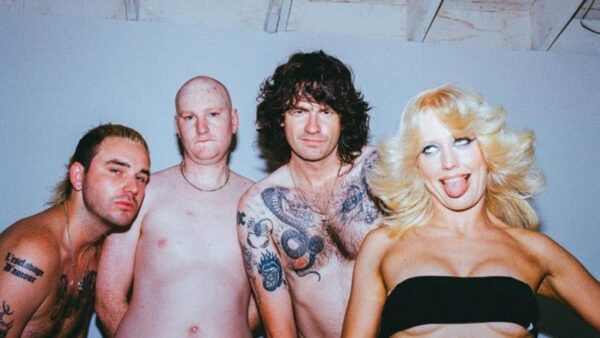 Amyl and the Sniffers lança seu terceiro álbum Cartoon Darkness