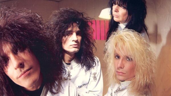 Mötley Crüe dá continuidade à celebração dos 35 anos do álbum “Dr. Feelgood” com o lançamento de versão inédita