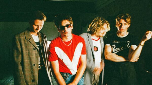 Circa Waves reinventa a pista de dança no novo single “Like You Did Before”