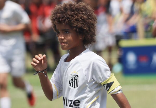 DaniCup atrai mais de 160 times para torneio de futebol infantojuvenil em Salvador